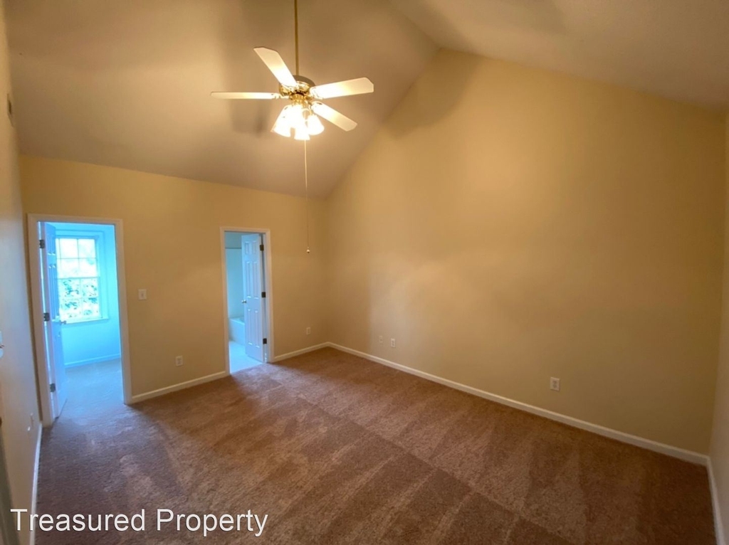 6809 Holly Mill Ct. - Photo 7