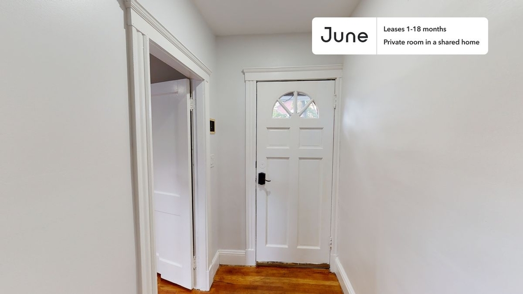 122 Hillside Street - Photo 9