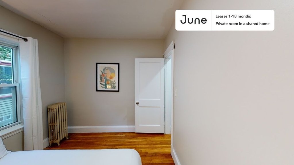 122 Hillside Street - Photo 2