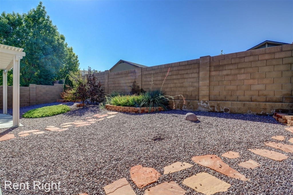 2125 Sirus Drive - Photo 32