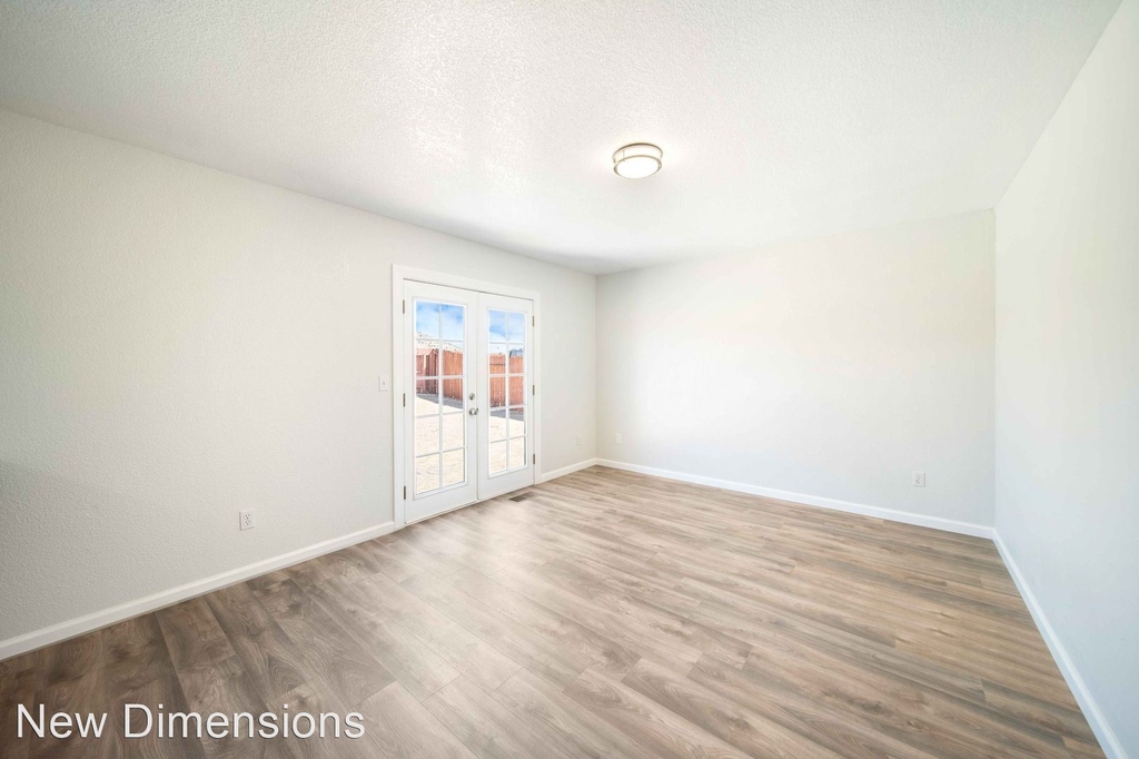 7111 Fantasia Court - Photo 21