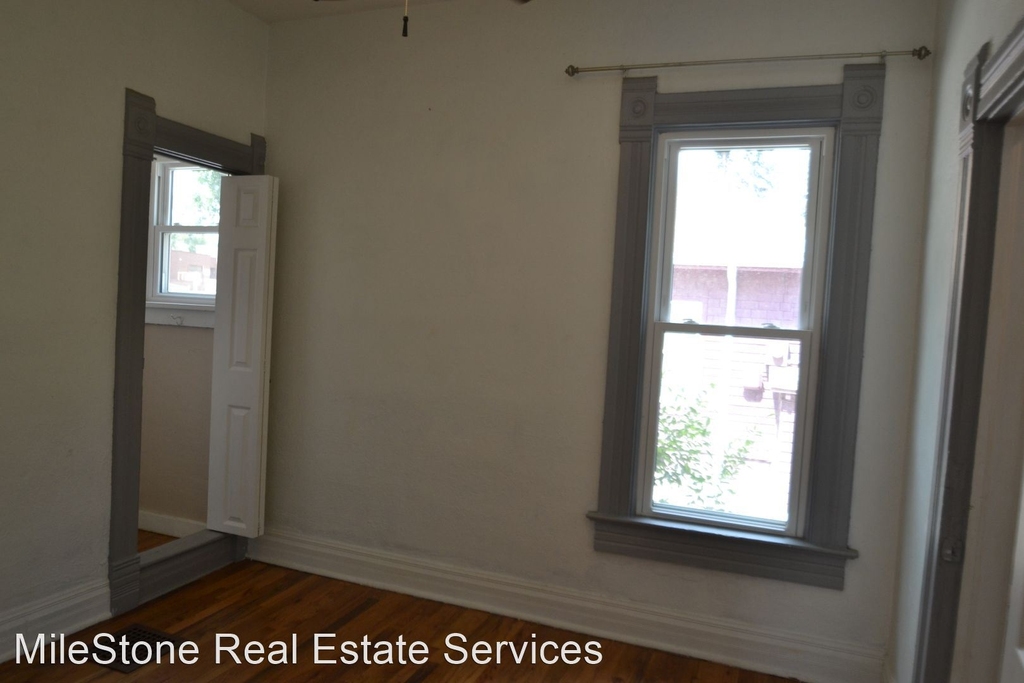 821 North Walnut Street - Photo 11