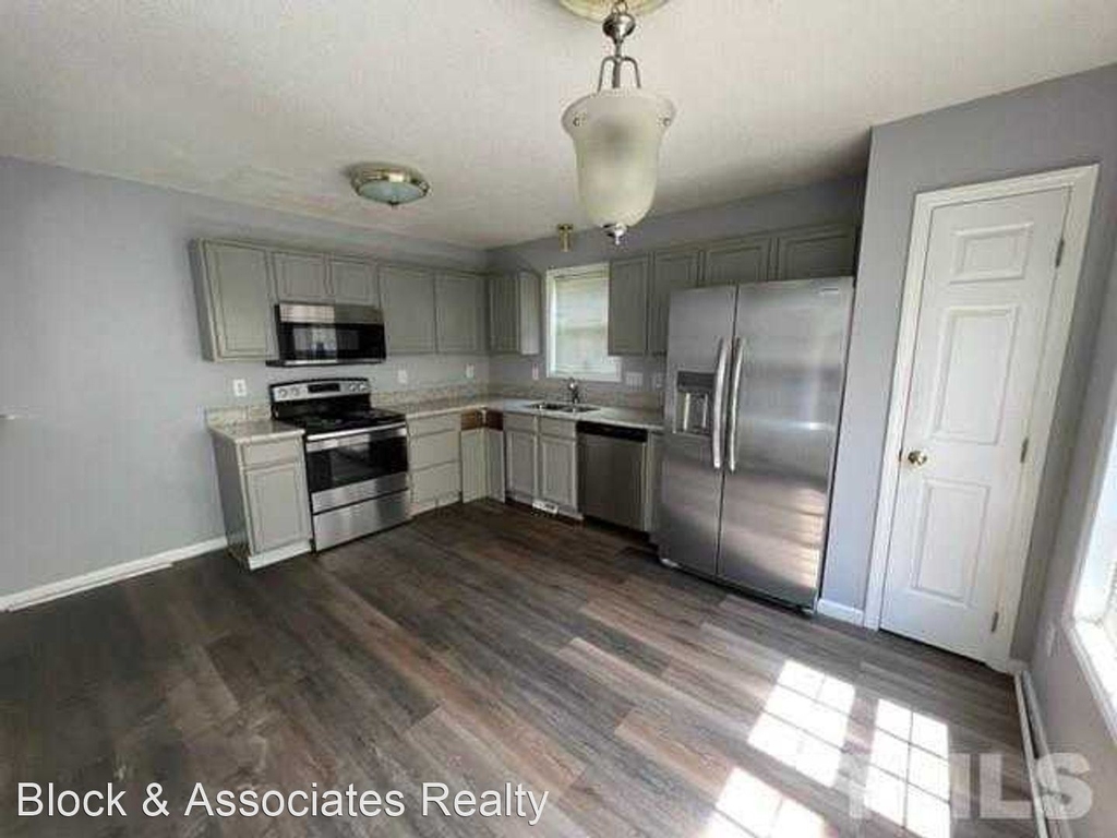 1520 Entheos Lane - Photo 2