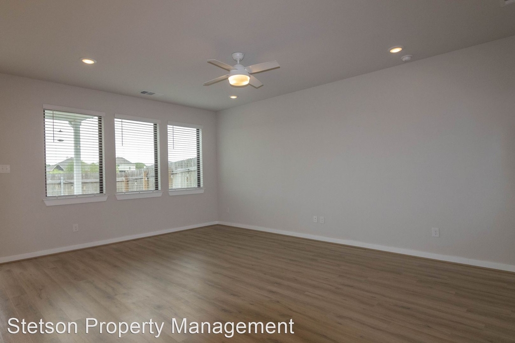 417 Fieldwood Drive Unit B - Photo 11