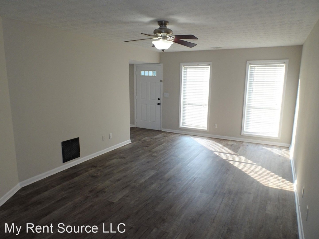 640 Hunters Cove Lane - Photo 13