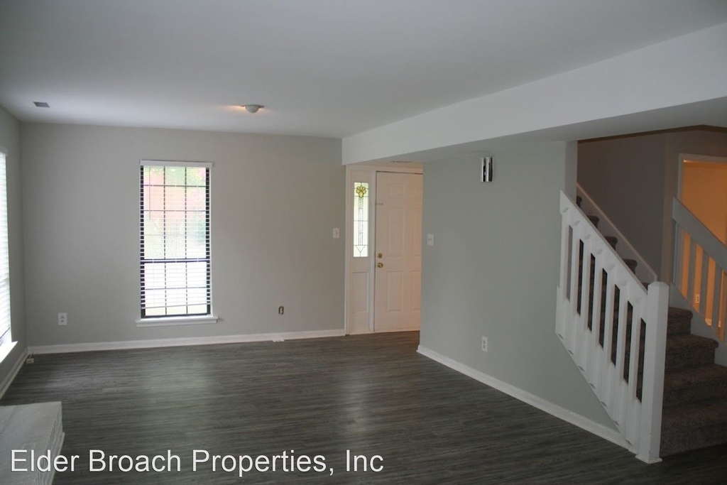 11619 Park Road - Photo 2