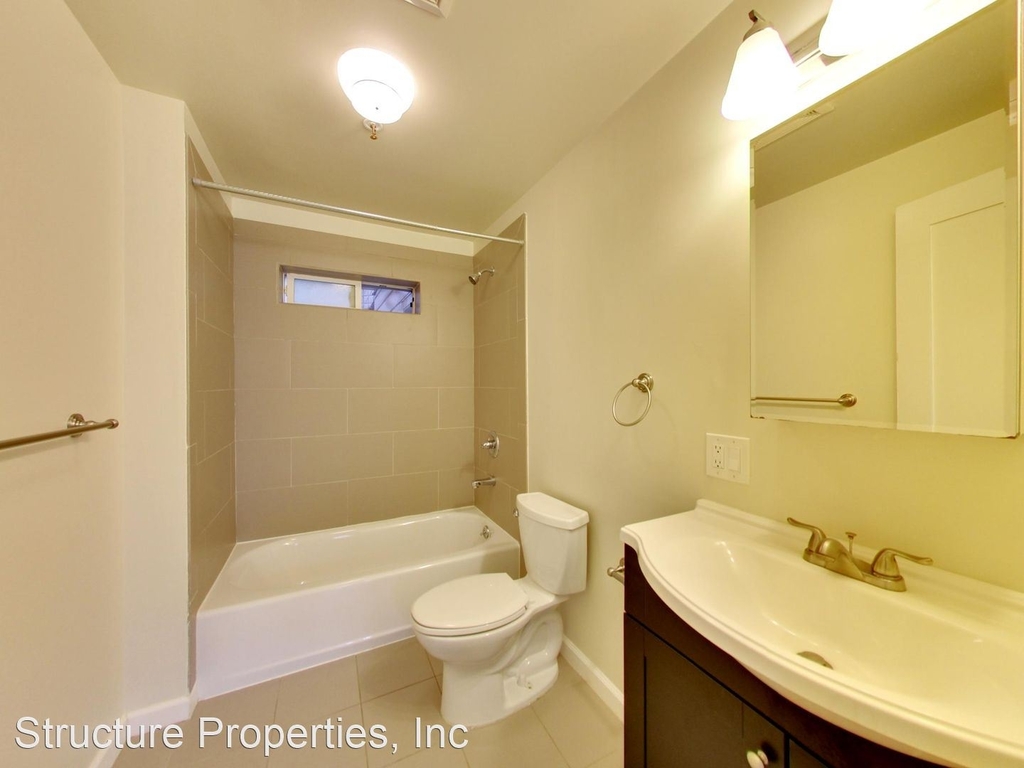 2430 Lake Street - Photo 20