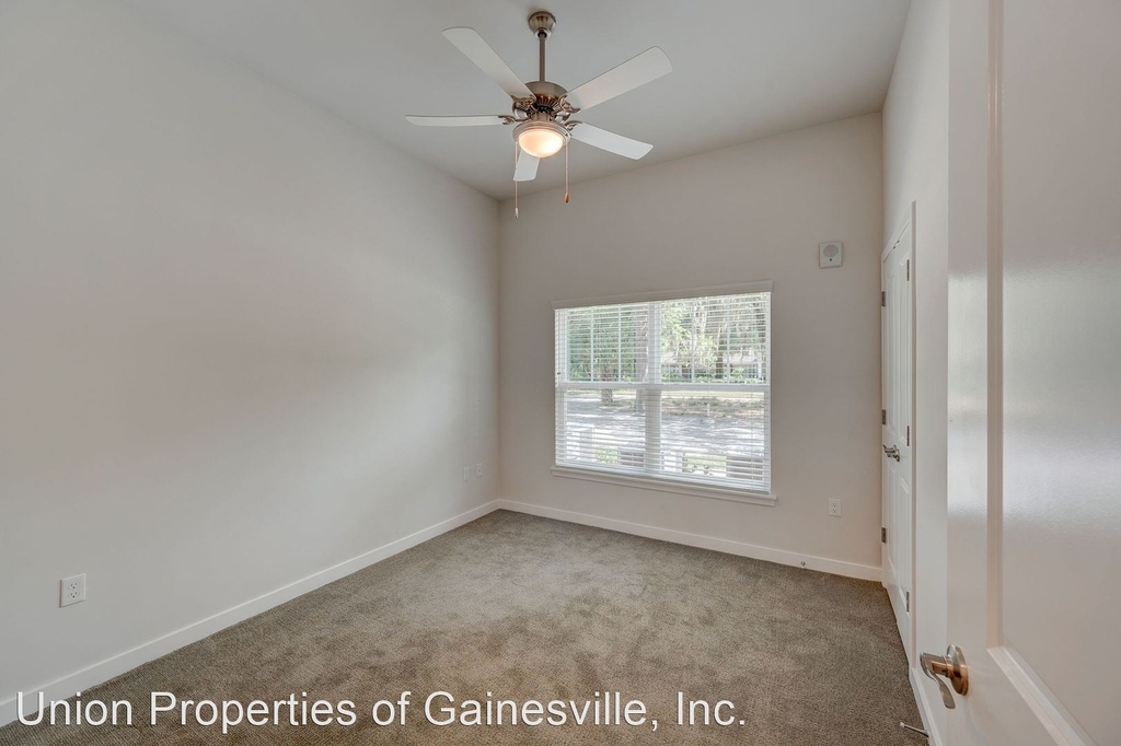 4120 Nw 37th Place - Photo 14