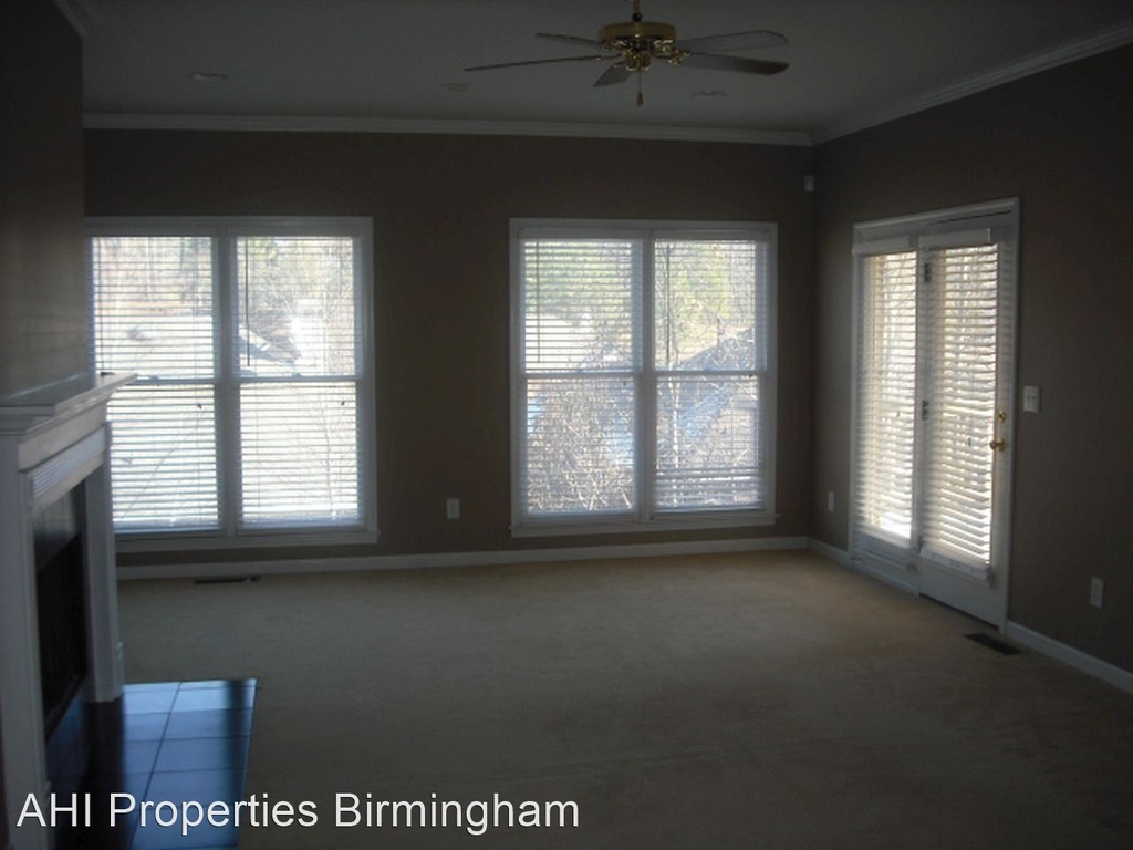 606 North Lake Circle - Photo 2