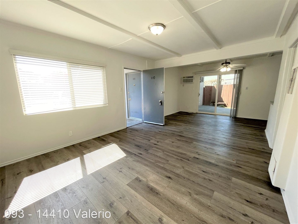 14410 Valerio St. - Photo 2