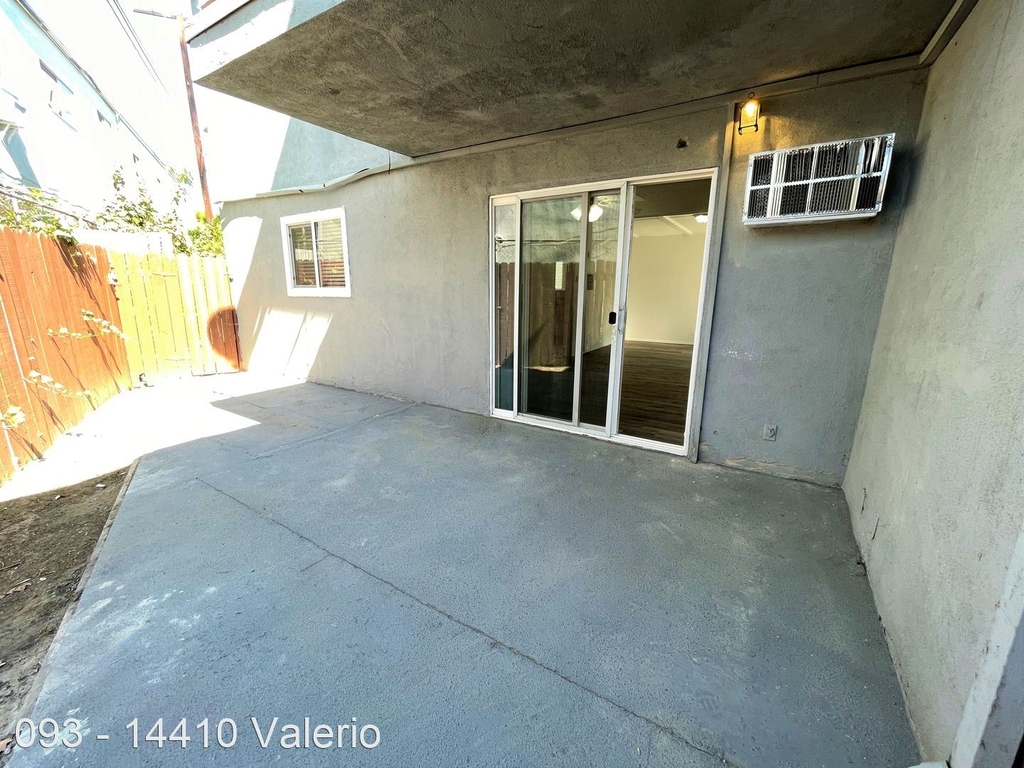 14410 Valerio St. - Photo 16