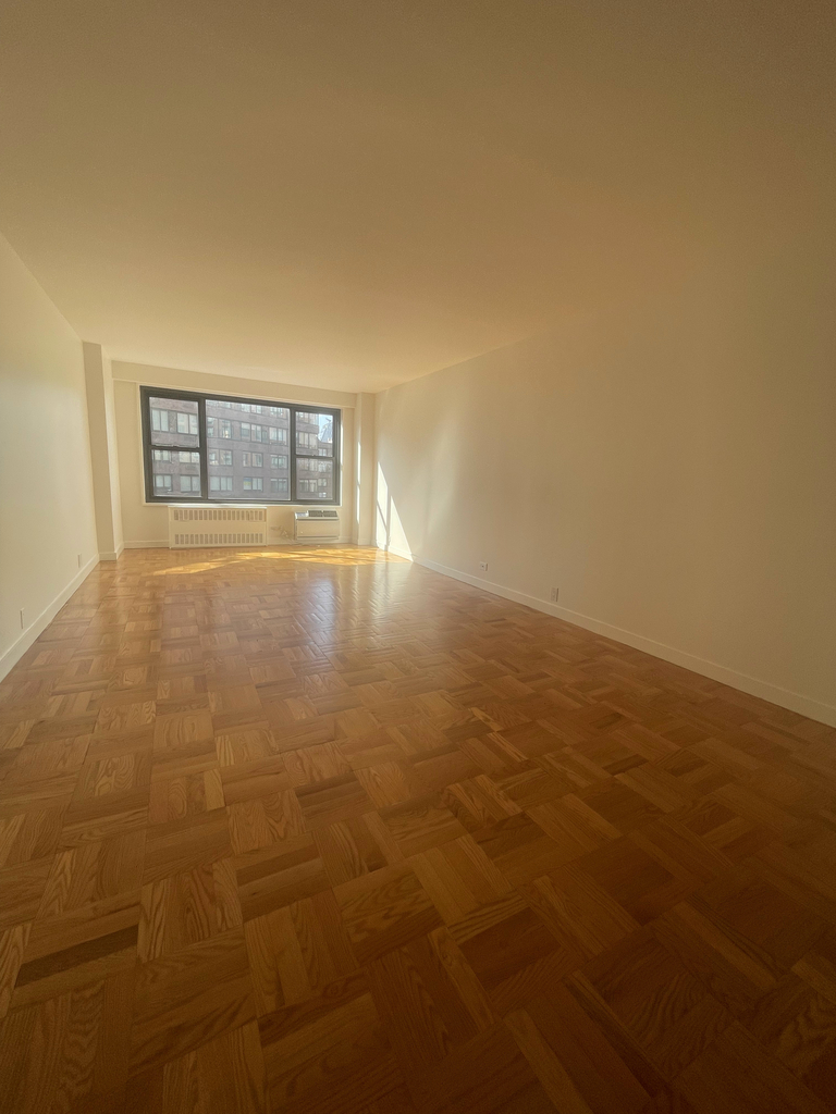 147 4th Avenue - Photo 2