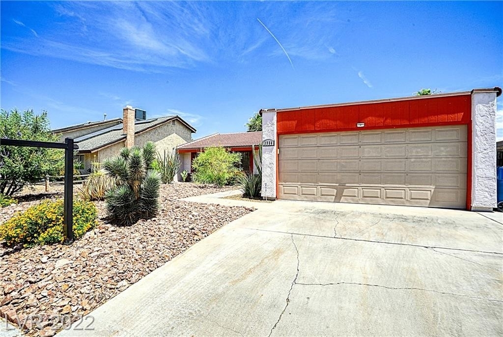 3956 Clear View Drive - Photo 2