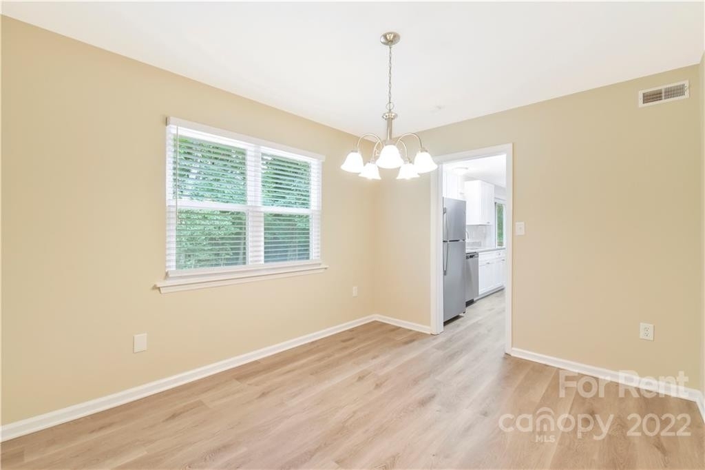 8213 Meadowdale Lane - Photo 14