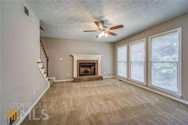 420 Middle Valley Lane - Photo 10