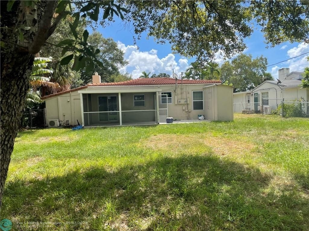 907 Sw 11th Ave - Photo 15