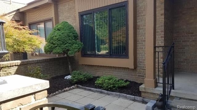 2183 London Bridge Drive - Photo 6