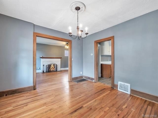 321 E Saratoga Street - Photo 12