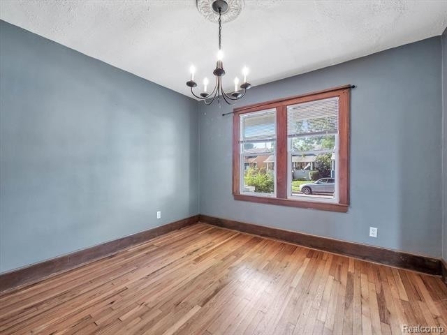 321 E Saratoga Street - Photo 10