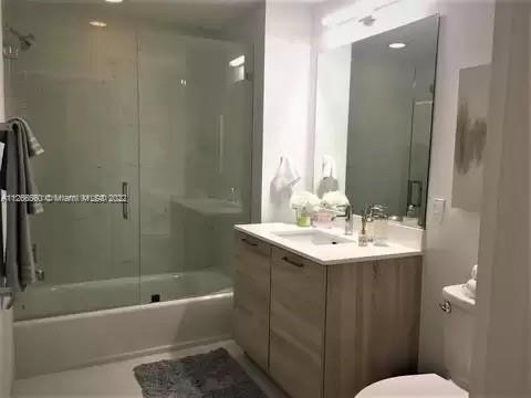 16385 Biscayne Blvd - Photo 13