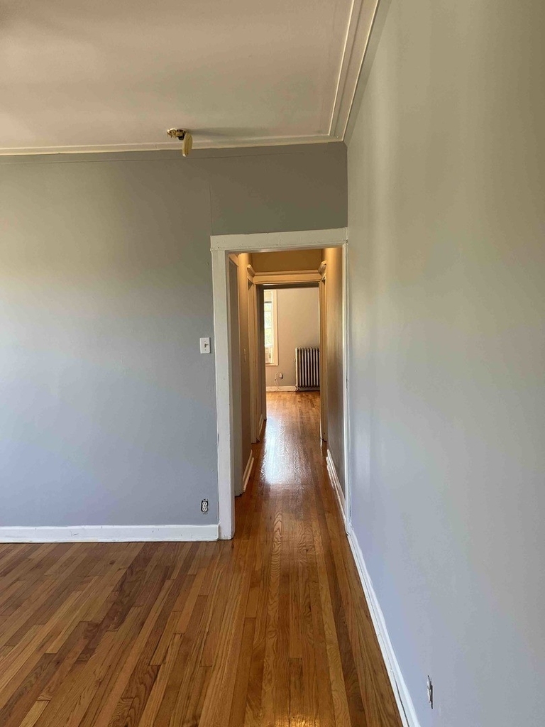 2200 W Wilson Avenue - Photo 12