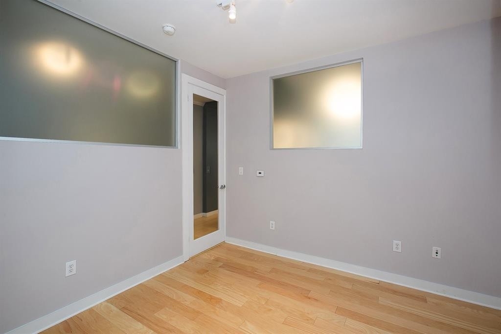 4040 N Hall Street - Photo 16