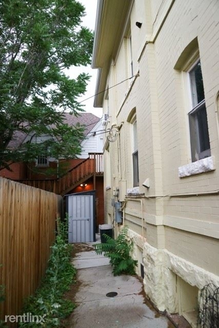 2337 E 12th Ave - Photo 2