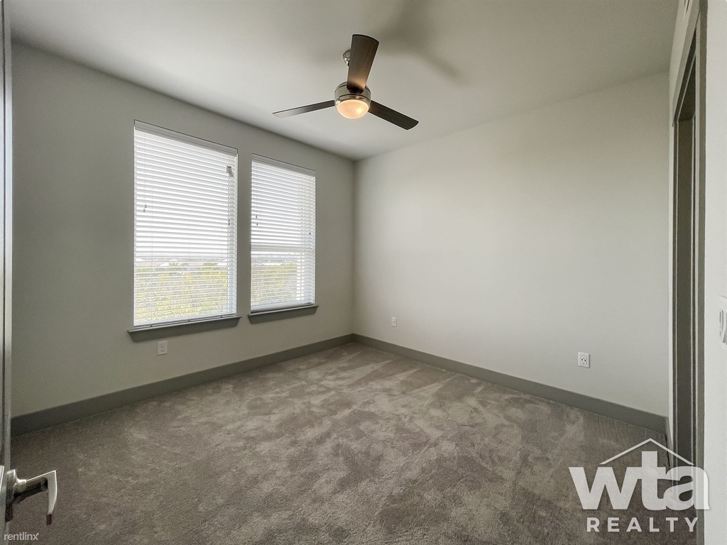 5521 Springdale Rd - Photo 8