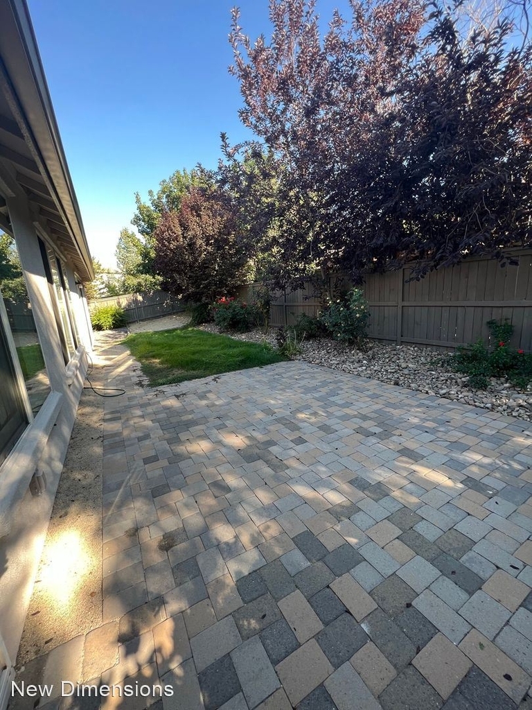 460 Pan Zareta Court - Photo 17