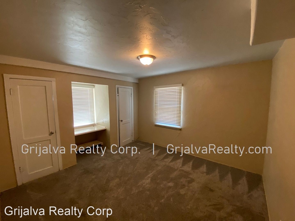 710 N Swan Road - Photo 10