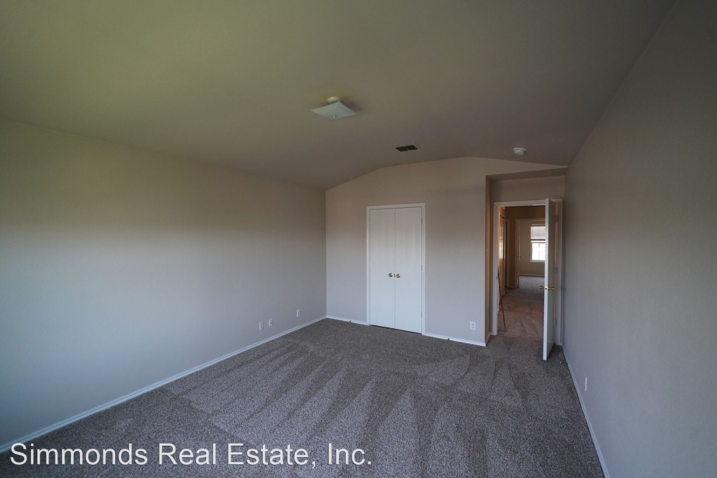 4032 Nettle Brook - Photo 11