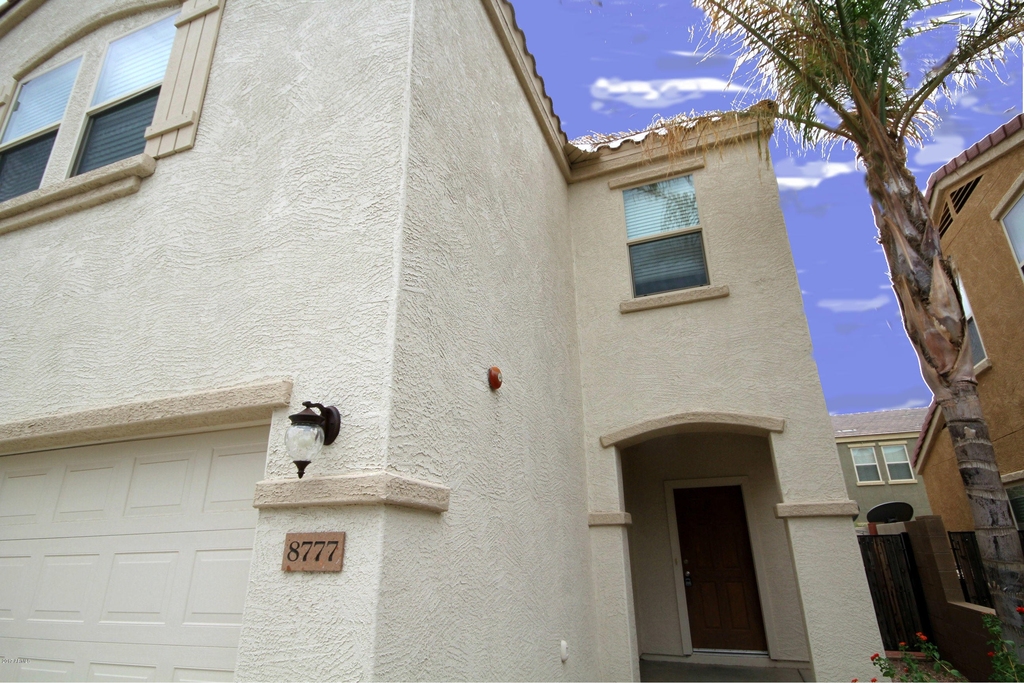 8777 W Dahlia Drive - Photo 0