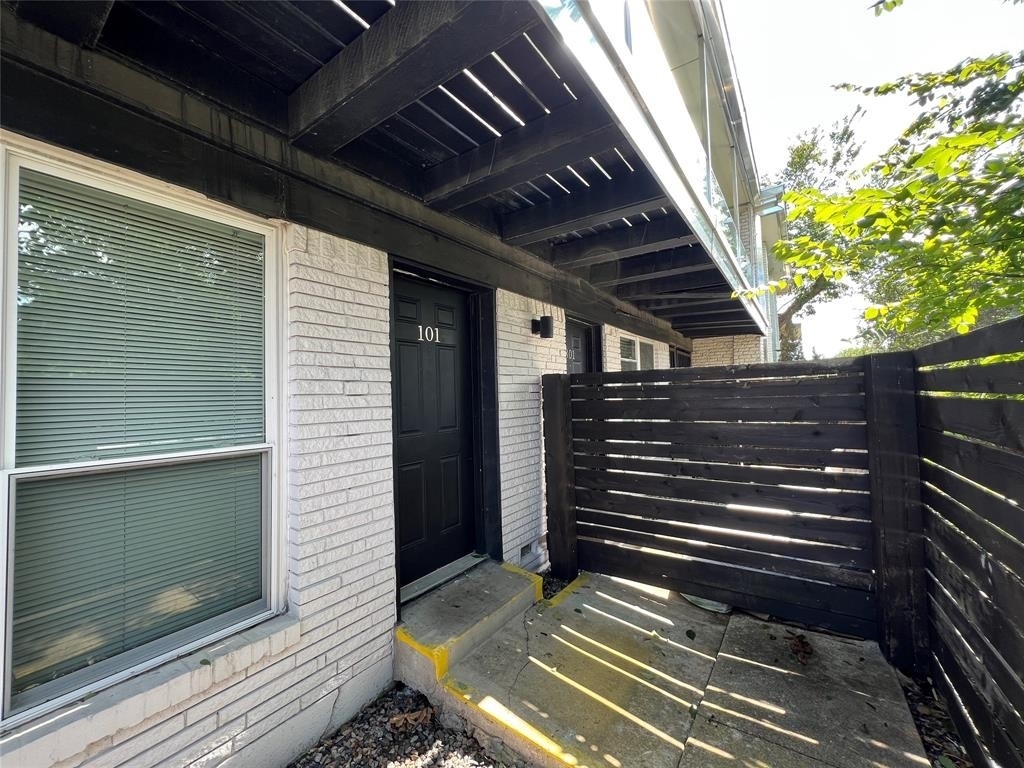 5124 Live Oak Street - Photo 4