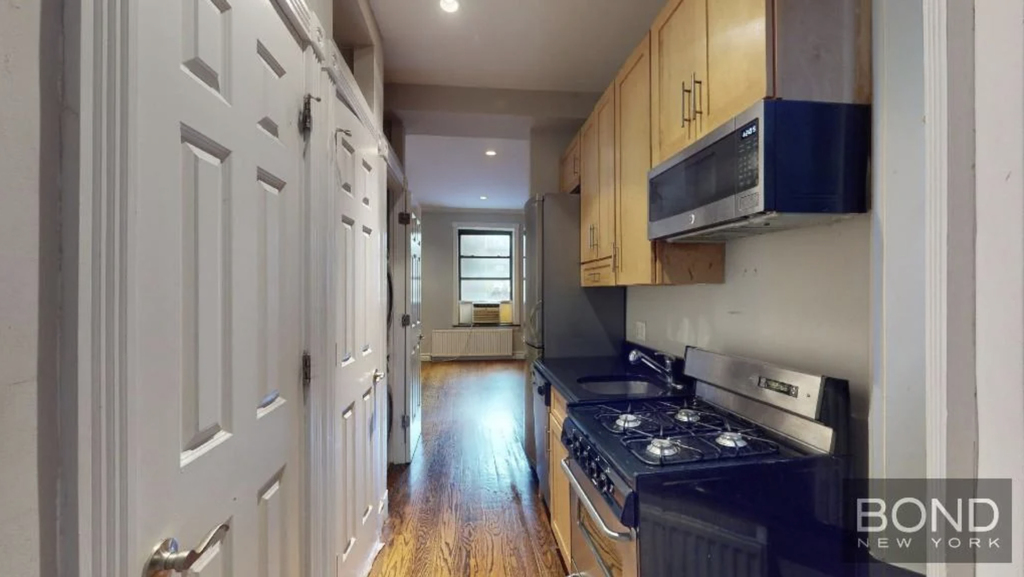 West 50th St - Photo 6