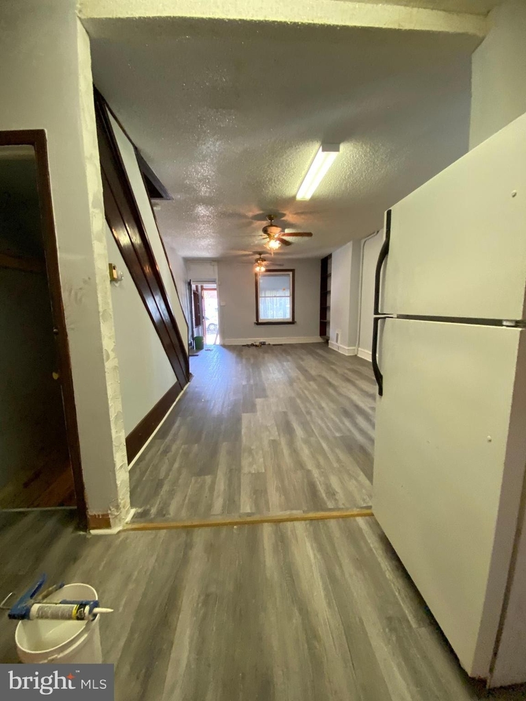 6810 Yocum Street - Photo 2