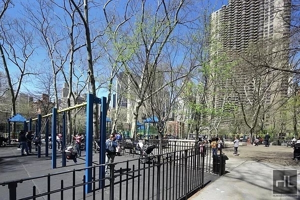 166 East 34 Street - Photo 10