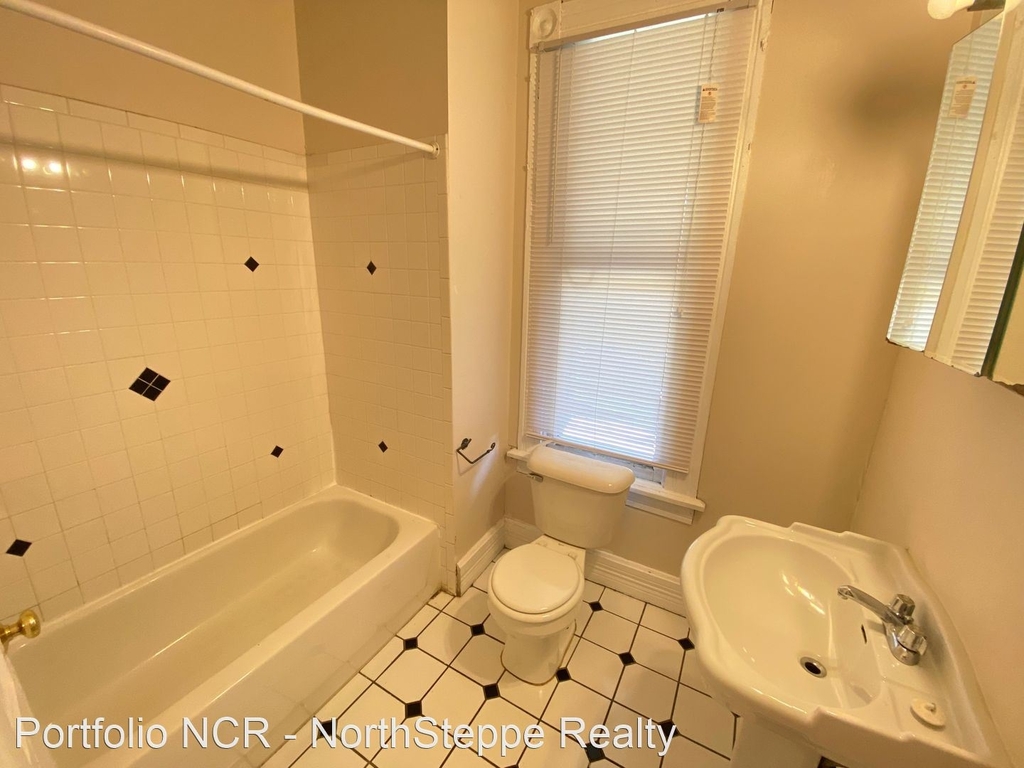 225 King Ave - Photo 7