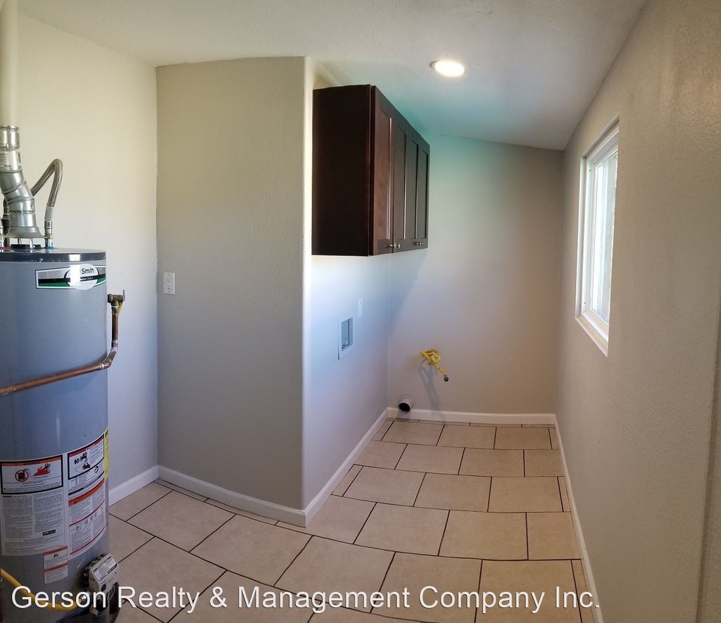 3420 W. Laurel Lane - Photo 5