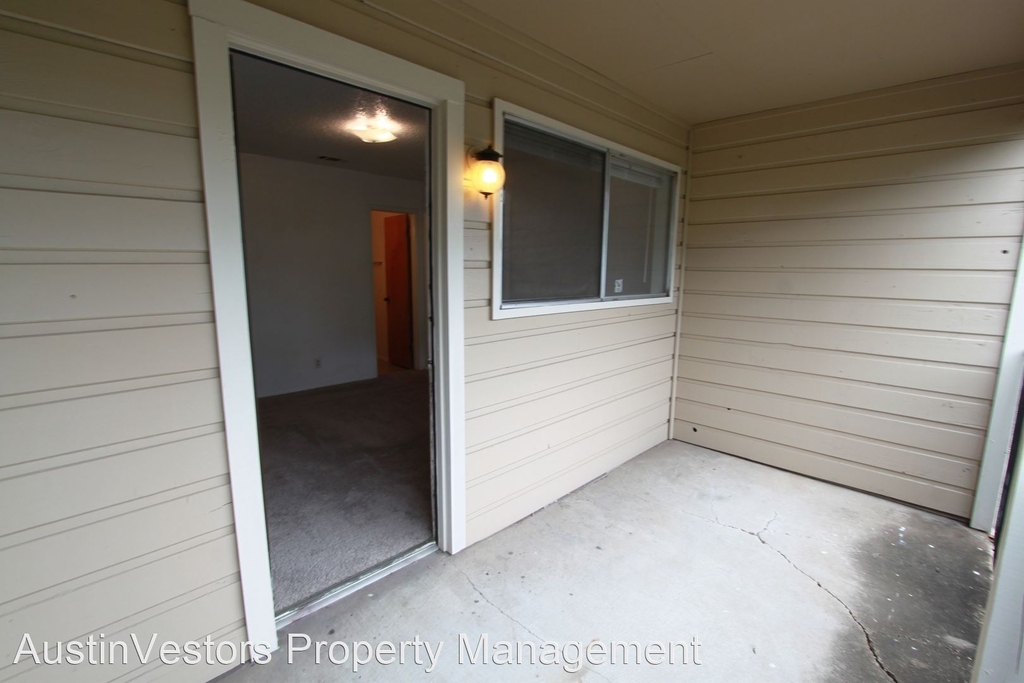 3311 Red River St - Photo 15