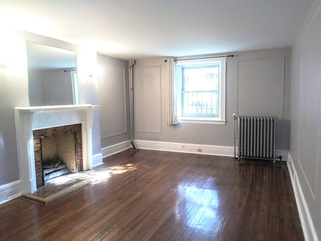 221 West 138th Street - Photo 10