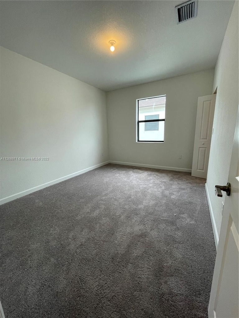 22765 Sw 131 Pl - Photo 7