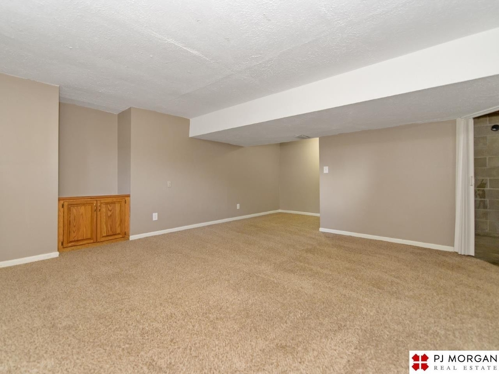 4004 N 211 Street - Photo 13