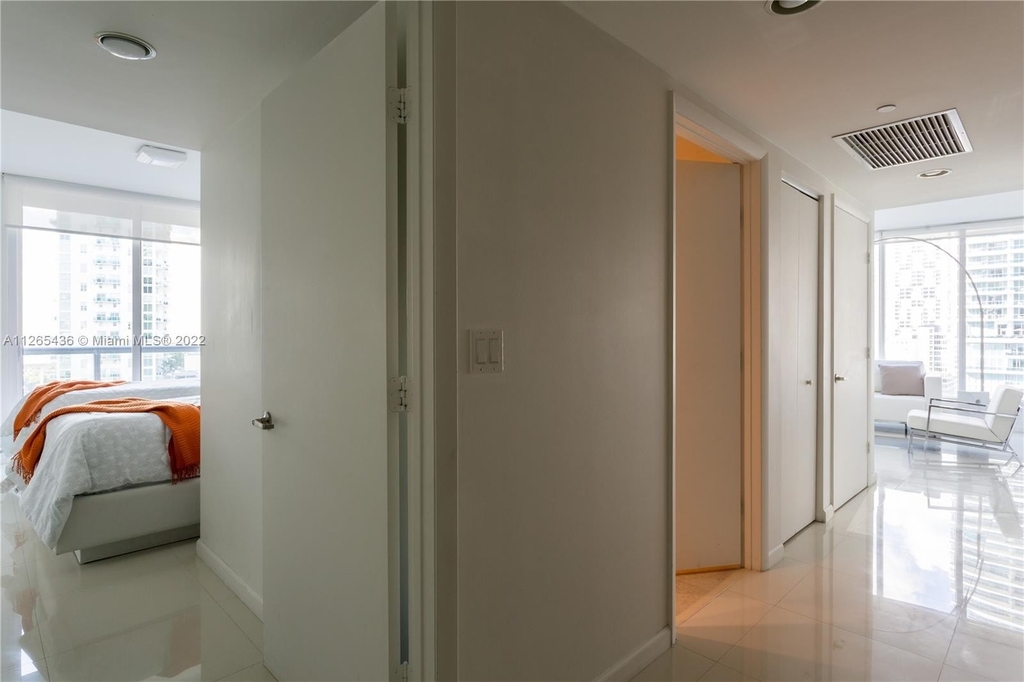 485 Brickell Ave - Photo 8