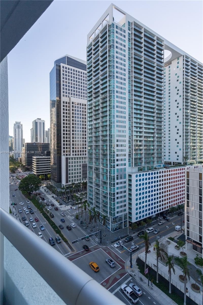 485 Brickell Ave - Photo 2