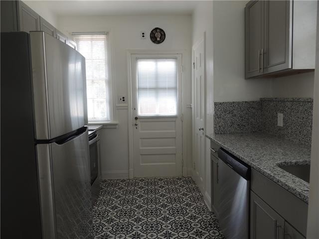 3314 Suffolk - Photo 19