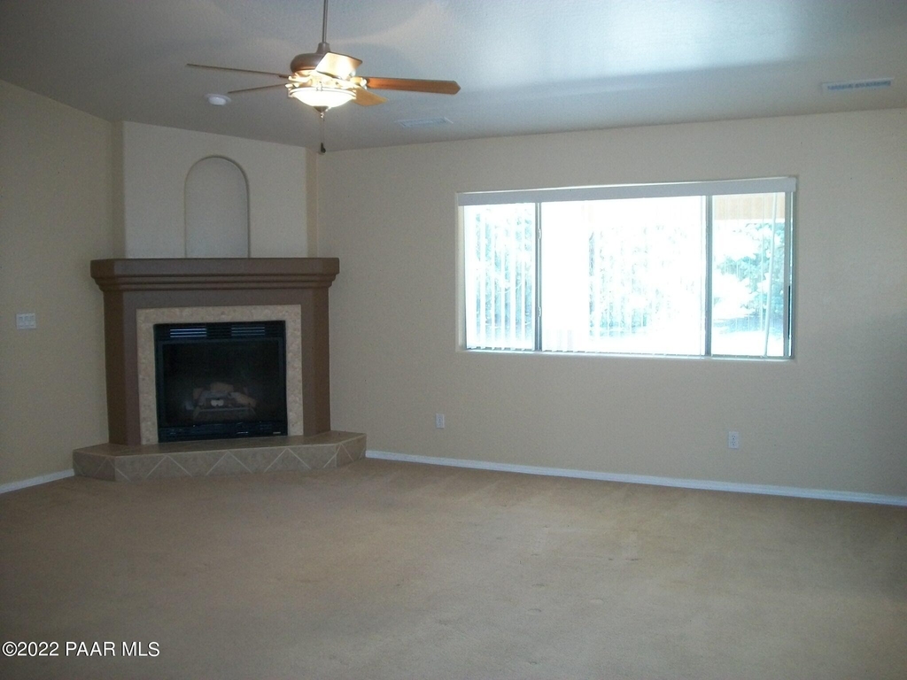 745 Peppermint Way - Photo 3