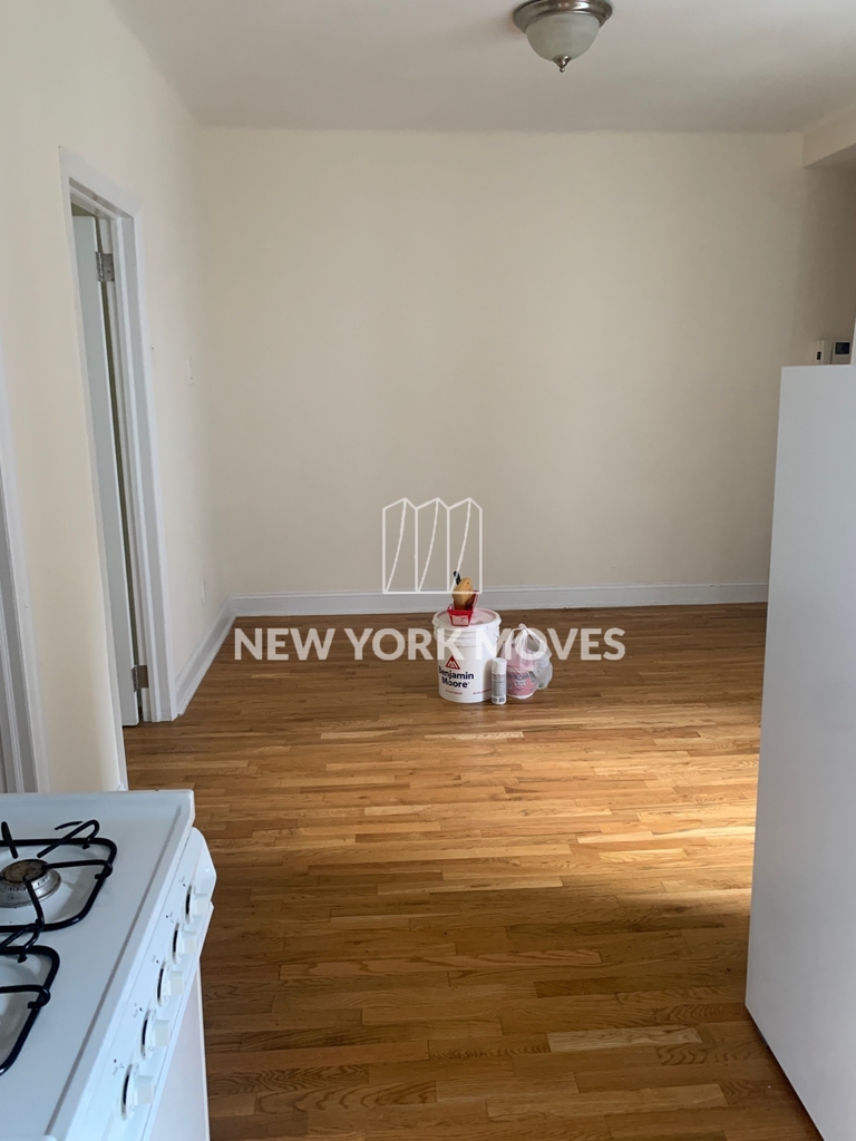 228 East 78th Street - Photo 1