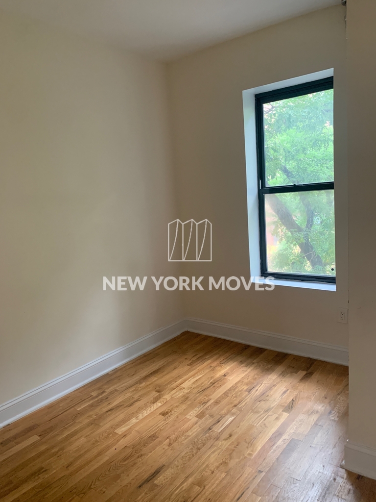 228 East 78th Street - Photo 9