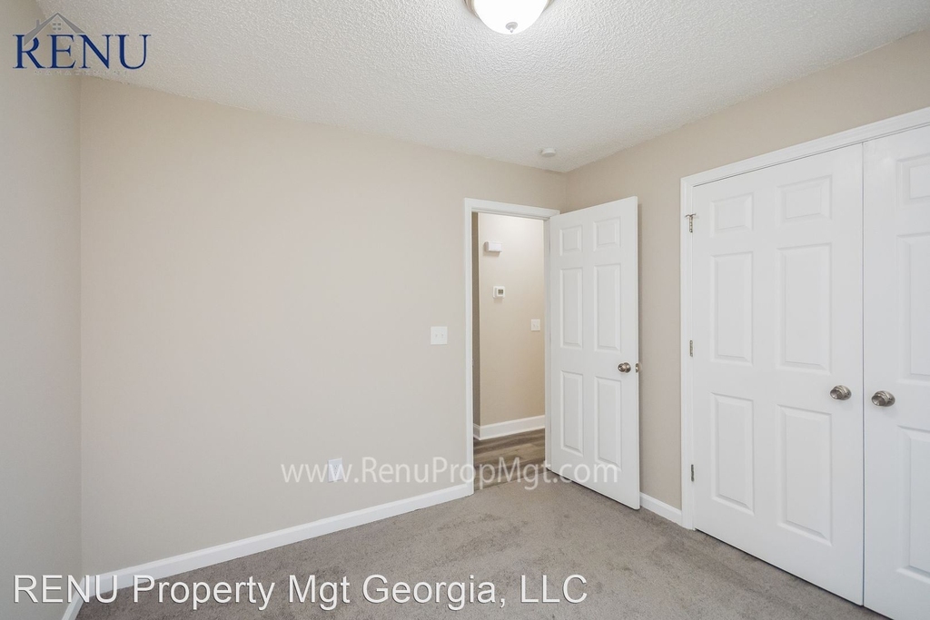 1382 North Hampton - Photo 9