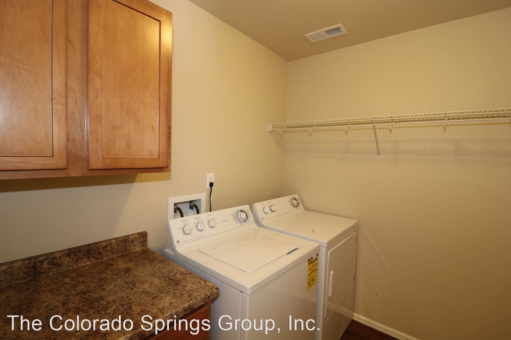 3703 Chia Dr - Photo 8